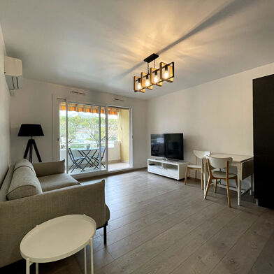 Appartement 2 pièces 930 €