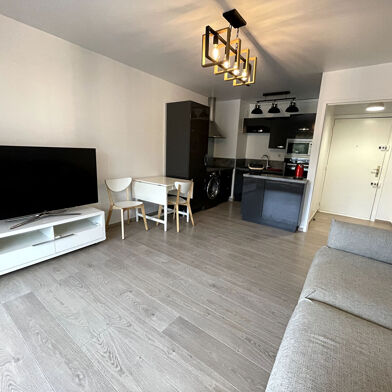 Appartement 2 pièces 930 €