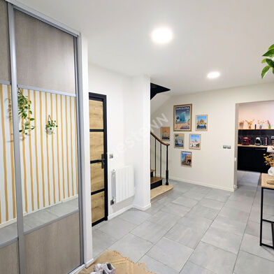 Maison 5 pièces 220000 €