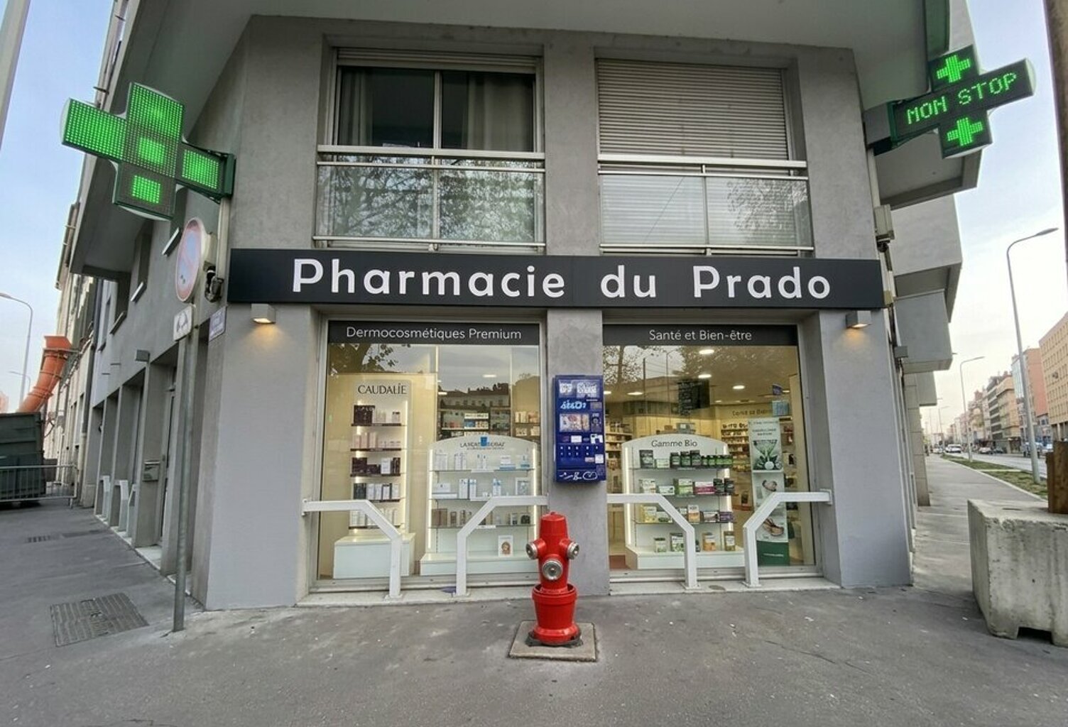 LOCAL COMMERCIAL à LOUER — photo 1