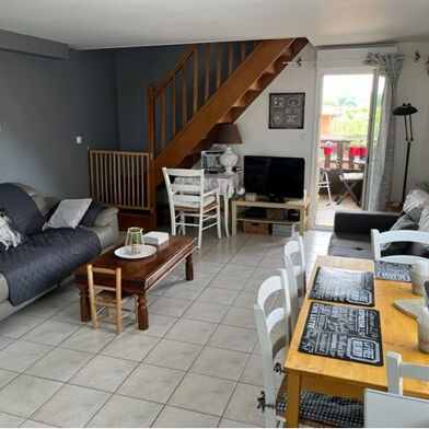 Appartement 3 pièces 760 €