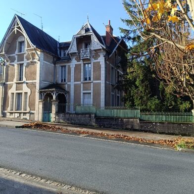 Maison 8 pièces 260000 €