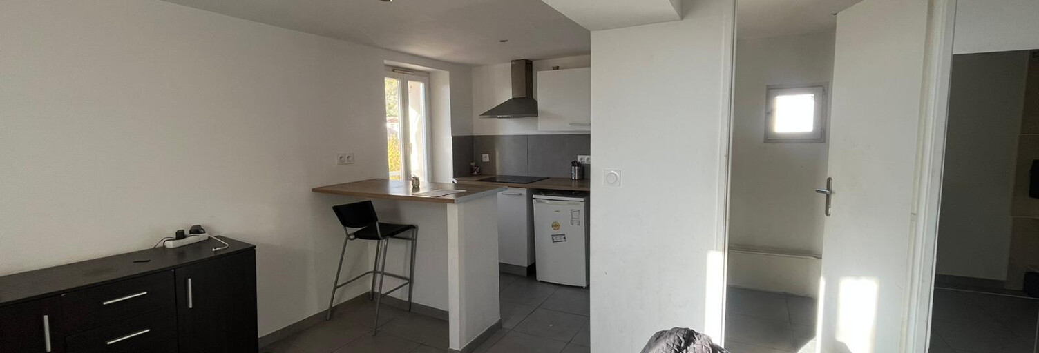 Appartement 1 Pièce 22 m² à louer à Cuers (83390)