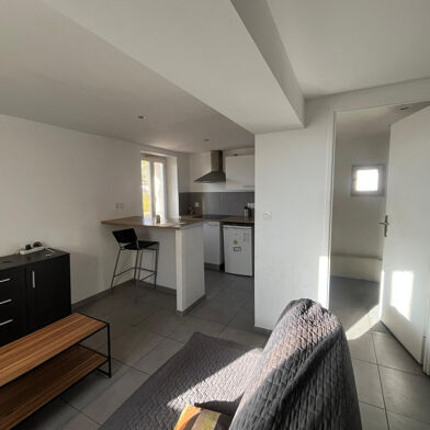 Appartement 1 pièces 500 €