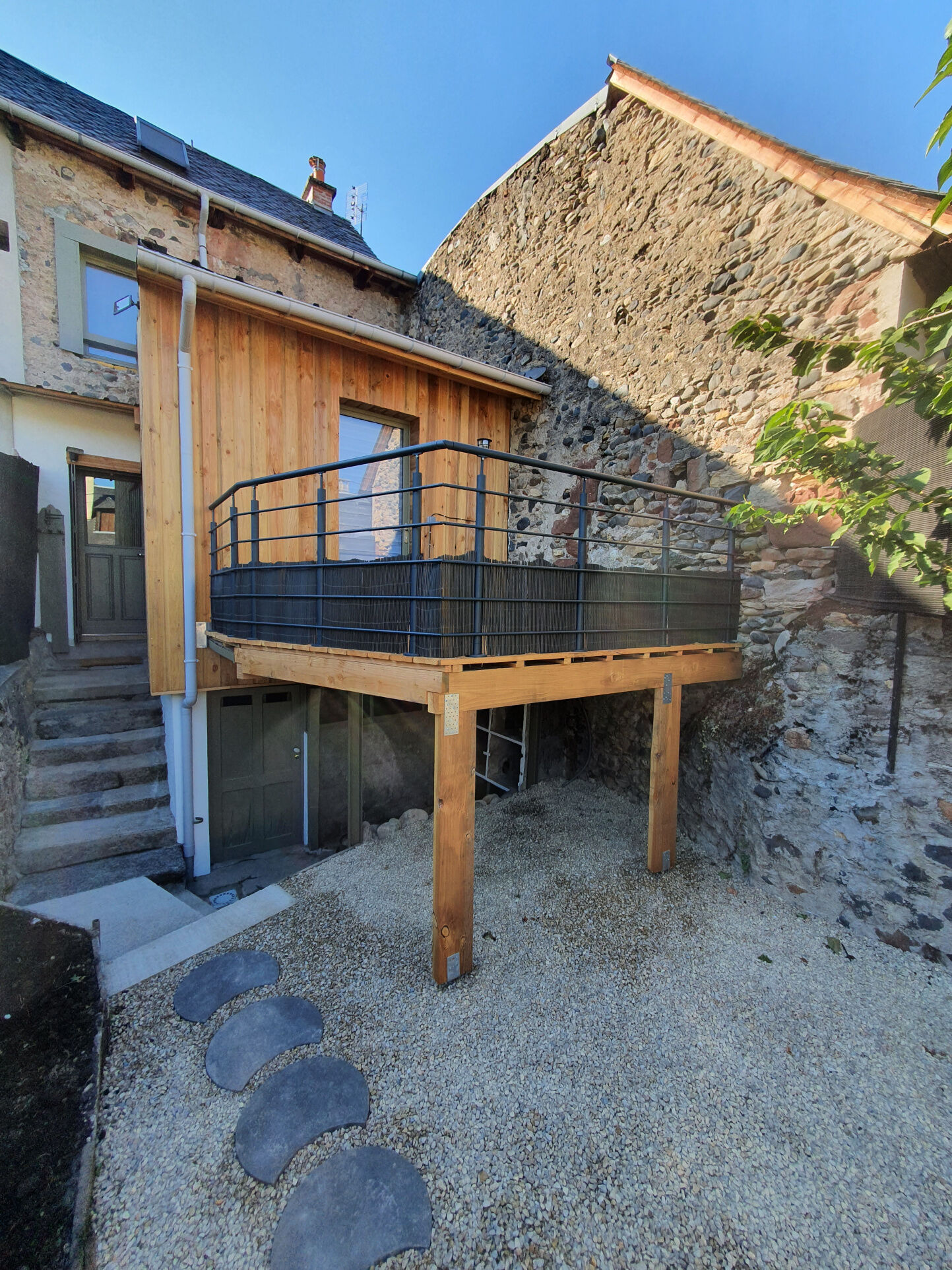 Villa / Maison  T3 à louer Espalion 12500