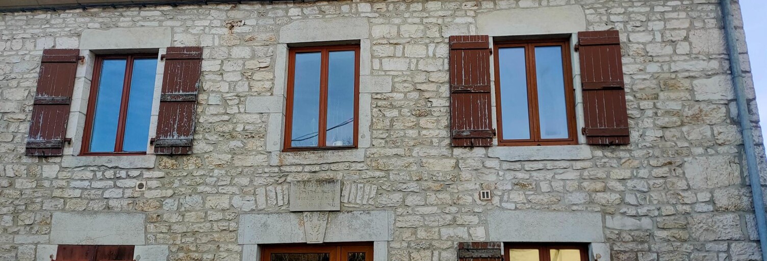 Appartement 2 Pièces 44 m² à louer à Montrond (39300)