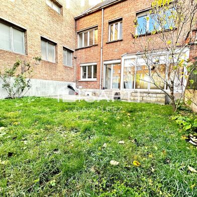 Maison 8 pièces 324000 €