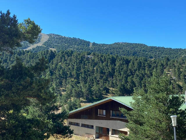 GREOLIERES  LES NEIGES BEAU STUDIO ENTIREMENT RENOVE  AVEC B — photo du bien
