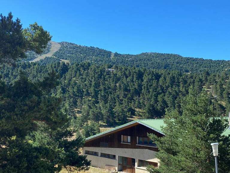 GREOLIERES  LES NEIGES BEAU STUDIO ENTIREMENT RENOVE  AVEC B — photo 1