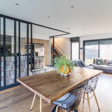 Maison 5 pièces 499200 €