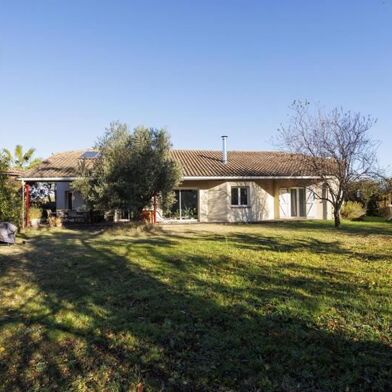 Maison 7 pièces 586244 €