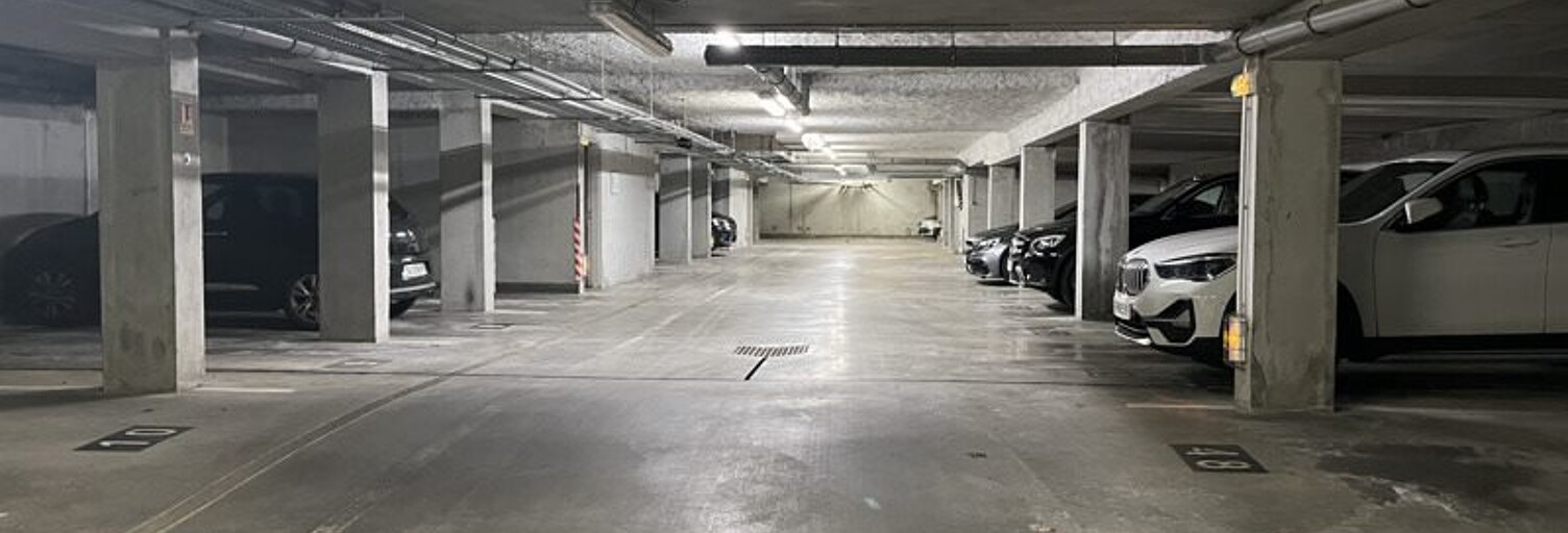 Garage   m² à vendre à Bordeaux (33200)