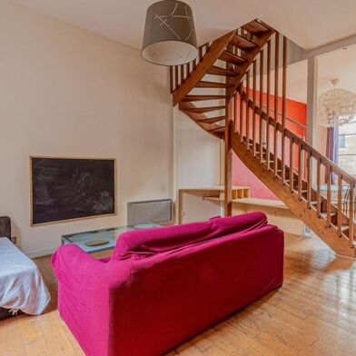 Appartement 4 pièces 337821 €