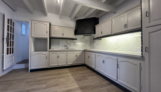 Appartement 4 pièces  à louer Cuges-les-Pins 13780