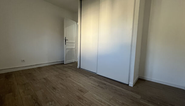 Appartement 4 pièces  à louer Cuges-les-Pins 13780