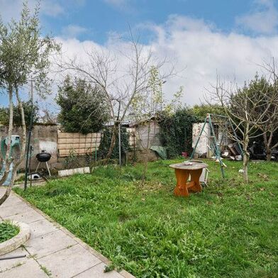 Maison 6 pièces 244950 €