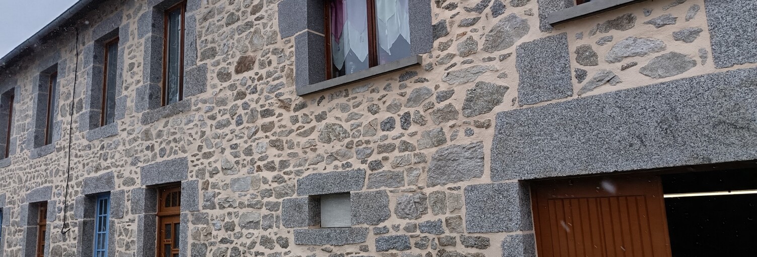 Maison 6 Pièces 140 m² à vendre à Mérinchal (23420)