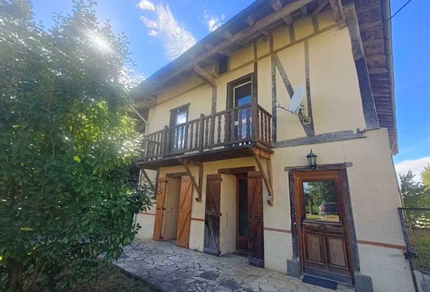 Maison en pierre de 5 pièces principales — photo 1