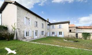 Maison 13 Pièces 200 m² à vendre à Mansle-les-Fontaines (16230)