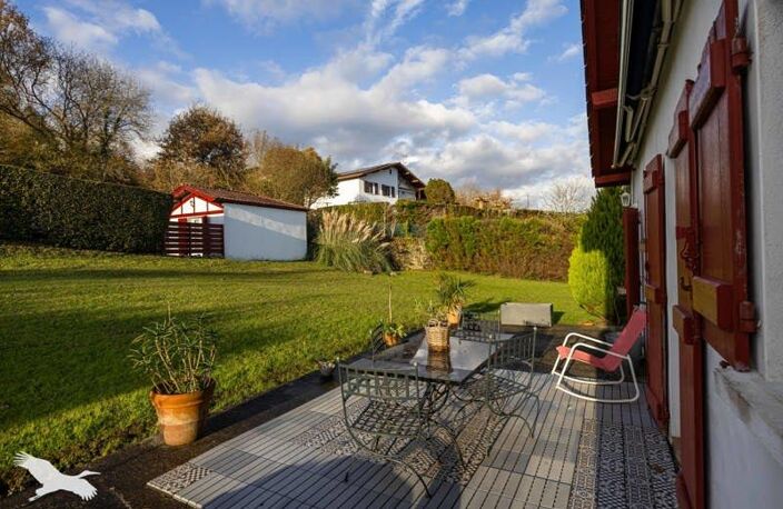 Ferme (tte) de 5 pièces principales — photo 2