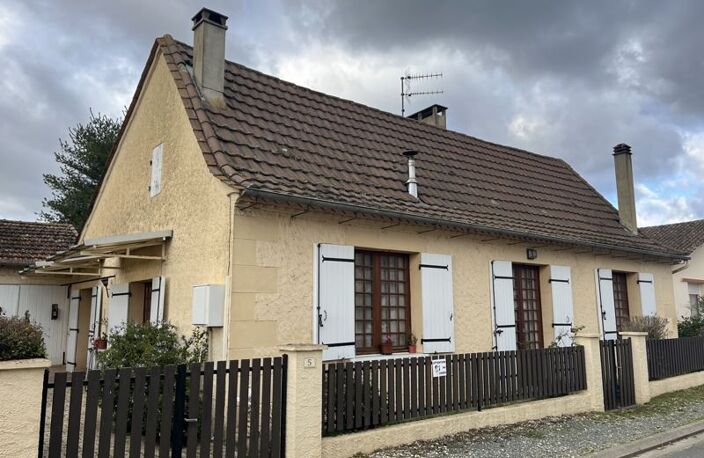 Maison de bourg de 5 pièces principales — photo 2