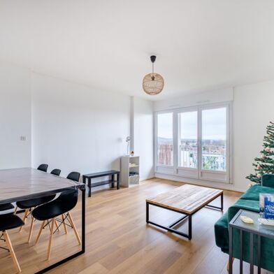 Appartement 4 pièces 247220 €