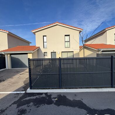 Maison 4 pièces 318000 €