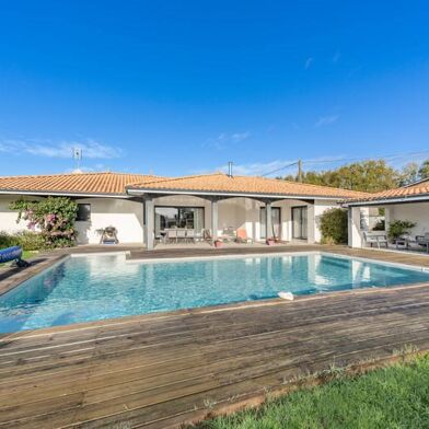 Maison 6 pièces 442260 €