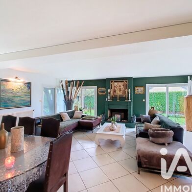 Maison 9 pièces 595000 €