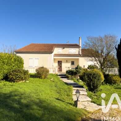 Maison 17 pièces 369000 €