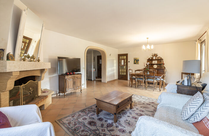 Maison de plain-pied sur 4 000 m2 de terrain au coeur de Sain — photo 2