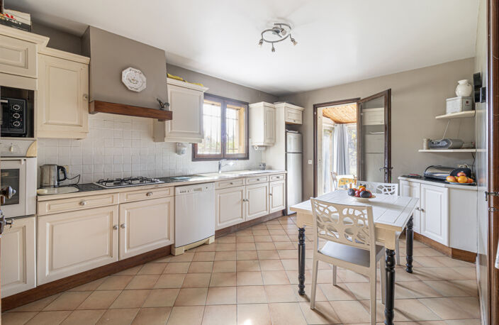 Maison de plain-pied sur 4 000 m2 de terrain au coeur de Sain — photo 3