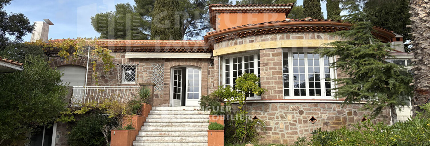 Maison 6 Pièces 200 m² à vendre à Saint-Raphaël (83700)