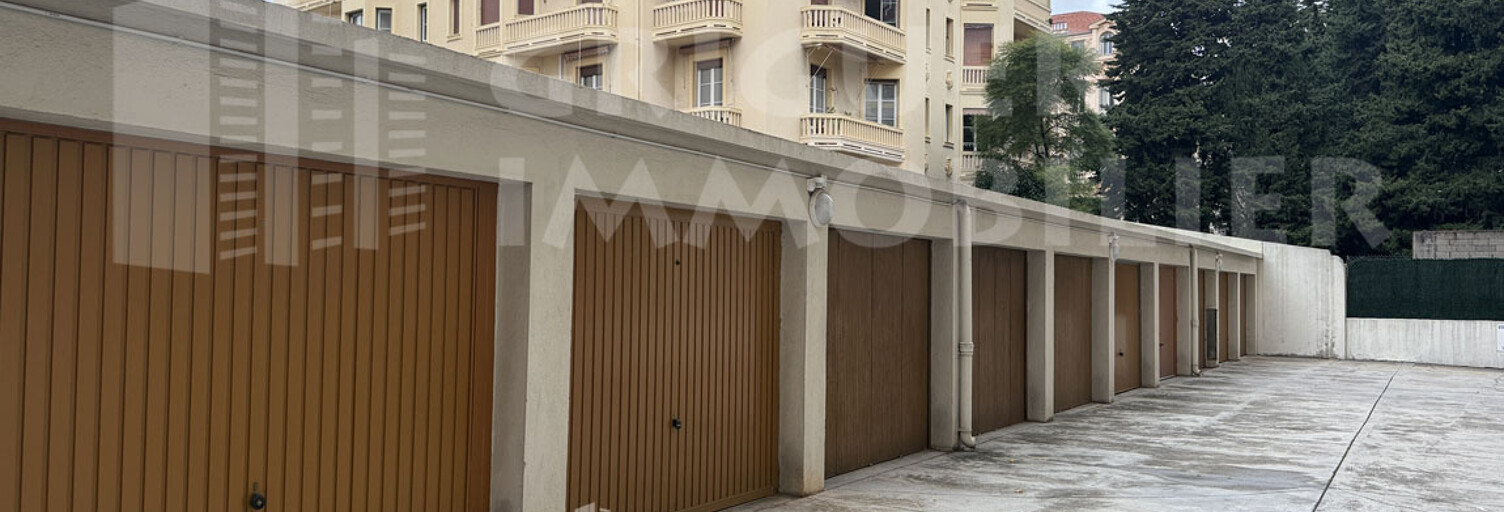 Garage   m² à louer à Nice (06000)