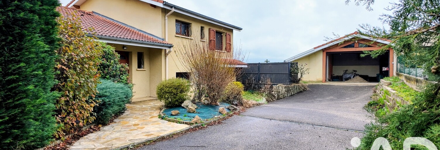 Maison 7 Pièces 125 m² à vendre à Saint-Just-Saint-Rambert (42170)