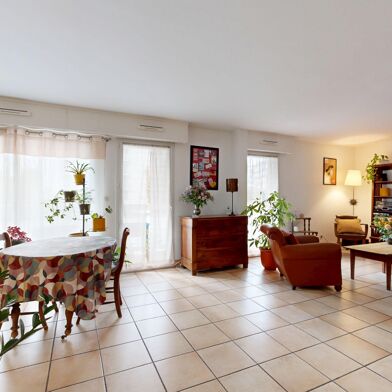 Appartement 5 pièces 310000 €