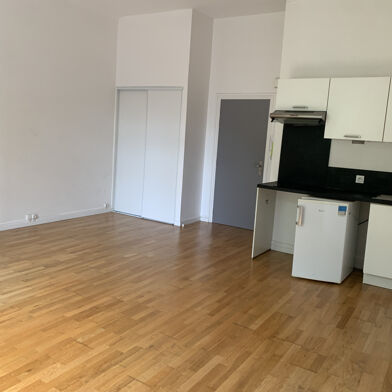 Appartement 2 pièces 820 €