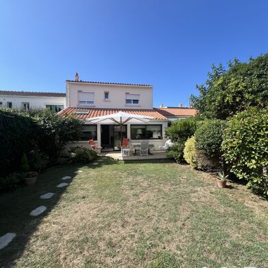 Maison 5 pièces 598000 €