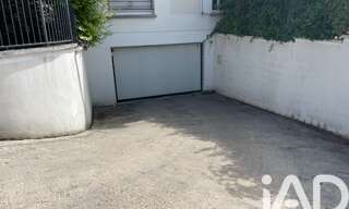 Garage  25 m² à vendre à Saint-Fargeau-Ponthierry (77310)