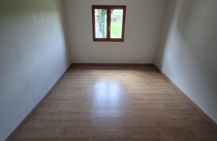 Vente Maison/villa 4 pièces — photo 5