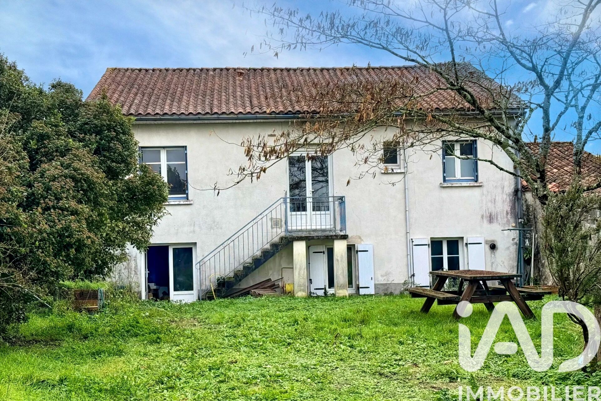 Villebois-Lavalette - 145m² - 5p. - 4ch.