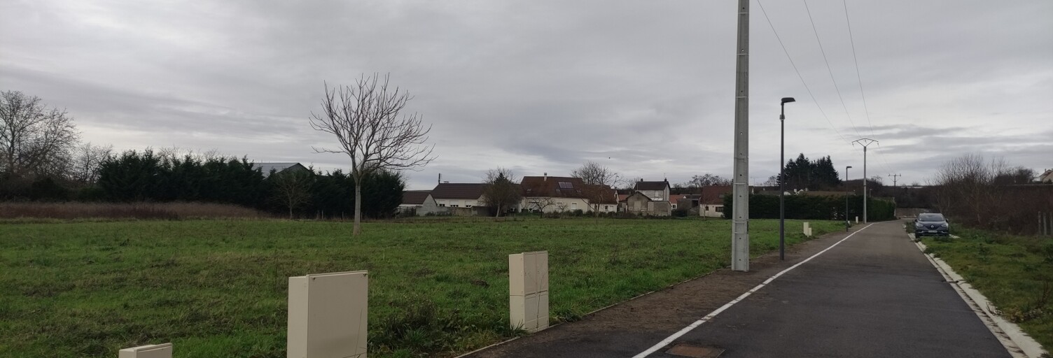 Terrain  769 m² à vendre à Courlon-sur-Yonne (89140)