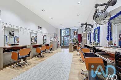 Commerce  102600 €