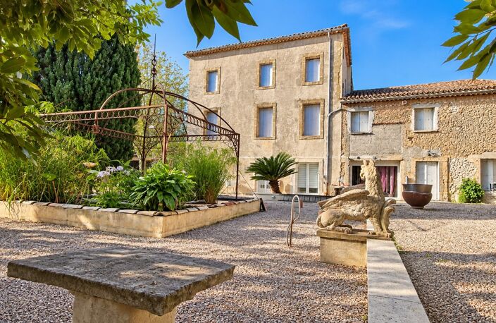 À VENDRE  Superbe maison de maître au cur des vignes à Jonquières (Hérault) — photo 2