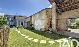 Maison 10 Pièces 320 m² à vendre à Saint-Yzans-de-Médoc (33340)