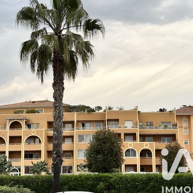 Appartement 2 pièces 810 €