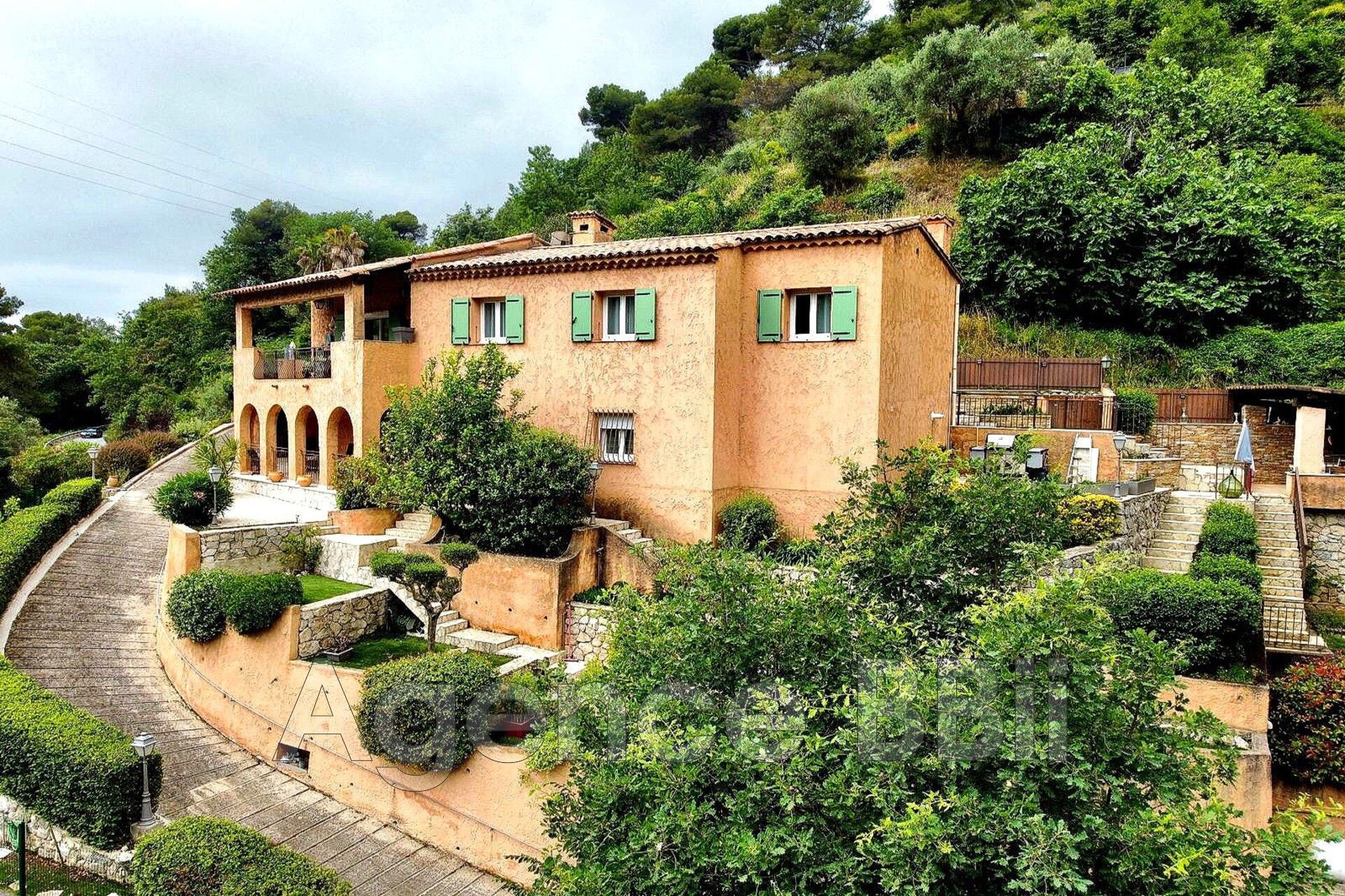 Villa / Maison  T4 à vendre Nice 06100