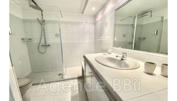 Villa / Maison 4 pièces  à vendre Nice 06100