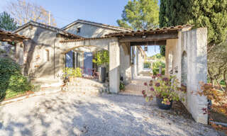 Maison 7 Pièces 168 m² à vendre à Simiane-Collongue (13109)