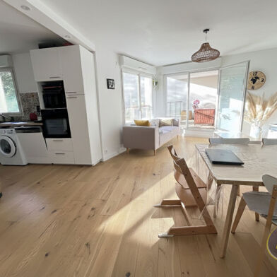 Appartement 3 pièces 286200 €